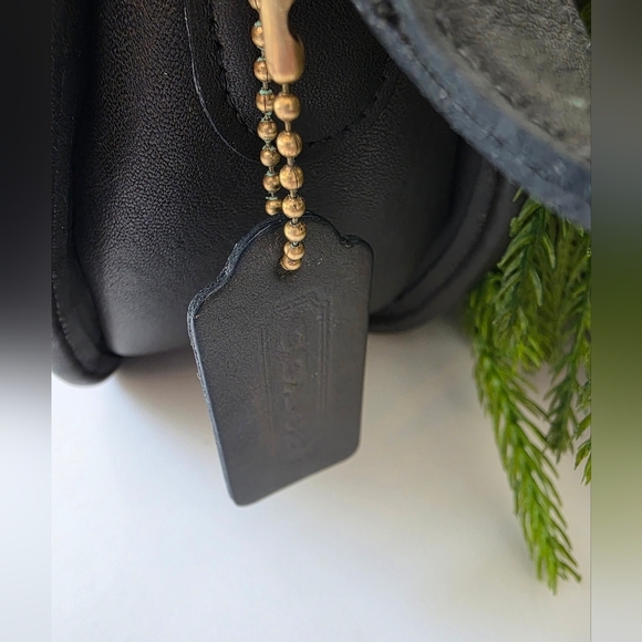 Vintage Coach Geometric Vista Crossbody/Shoulder Bag In Black Leather - Picture 13 of 15